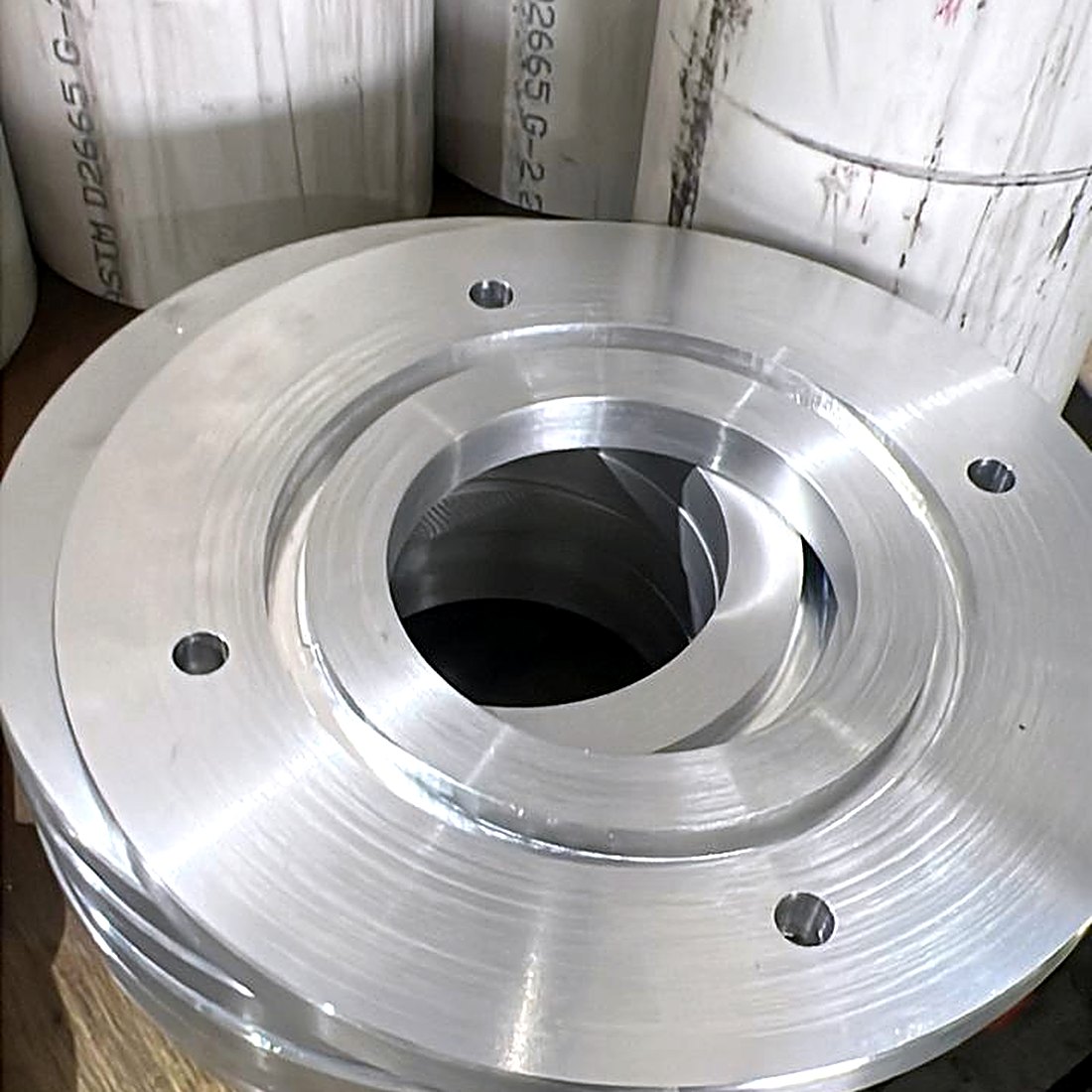 Brida de aluminio de gran diámetro